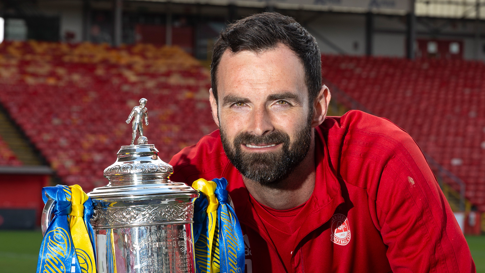 Joe Lewis on RedTV Joe Lewis on RedTV