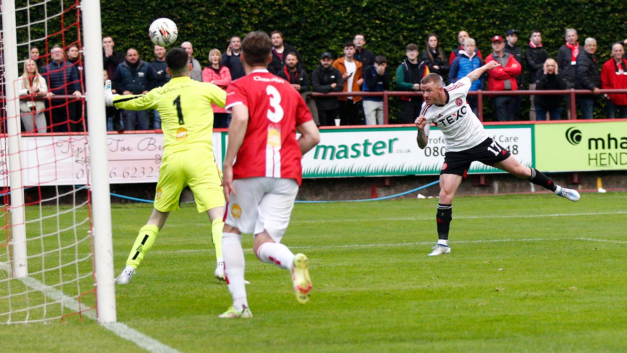 RedTV | Goals and Reaction from Brechin RedTV | Goals and Reaction from Brechin