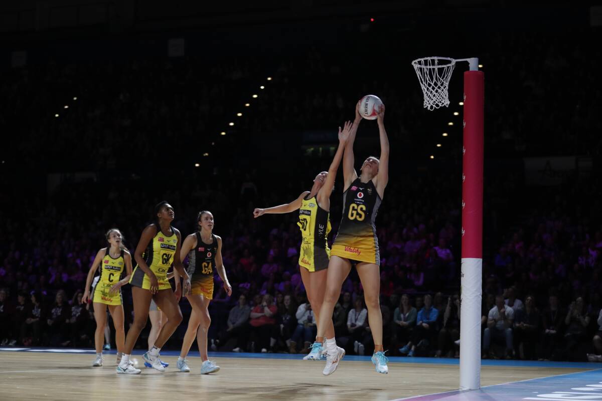 Rachel Dunn re-signs for Wasps Netball for 2021