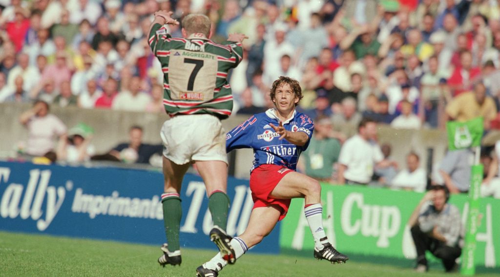 Dominguez kicking masterclass in 2001 final Dominguez kicking masterclass in 2001 final