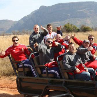 McGeechan’s Men Meet Some Real Lions McGeechan’s Men Meet Some Real Lions