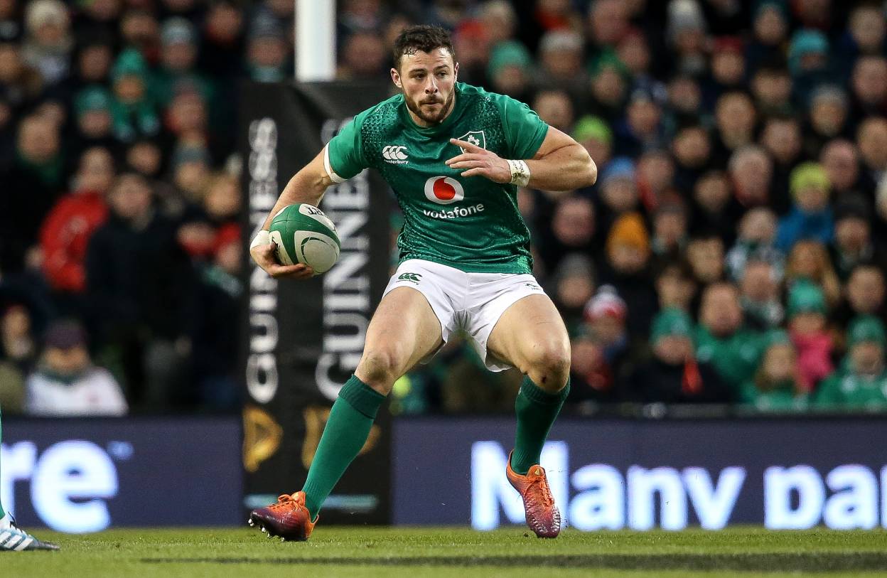 Robbie Henshaw Signs IRFU Contract Extension To 2022 Robbie Henshaw Signs IRFU Contract Extension To 2022