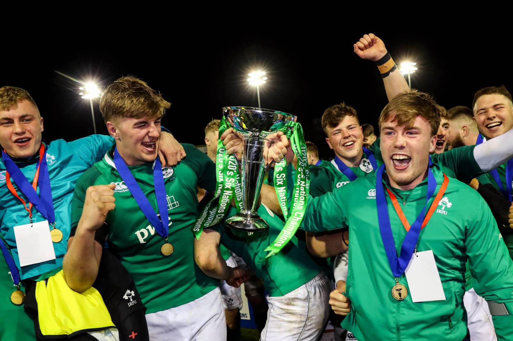 Vice-captain Charlie Ryan and injured captain David Hawkshaw receive the Under-20 Six Nations trophy at the presentation in Colwyn Bay ©INPHO/Ryan Byrne Vice-captain Charlie Ryan and injured captain David Hawkshaw receive the Under-20 Six Nations trophy at the presentation in Colwyn Bay ©INPHO/Ryan Byrne