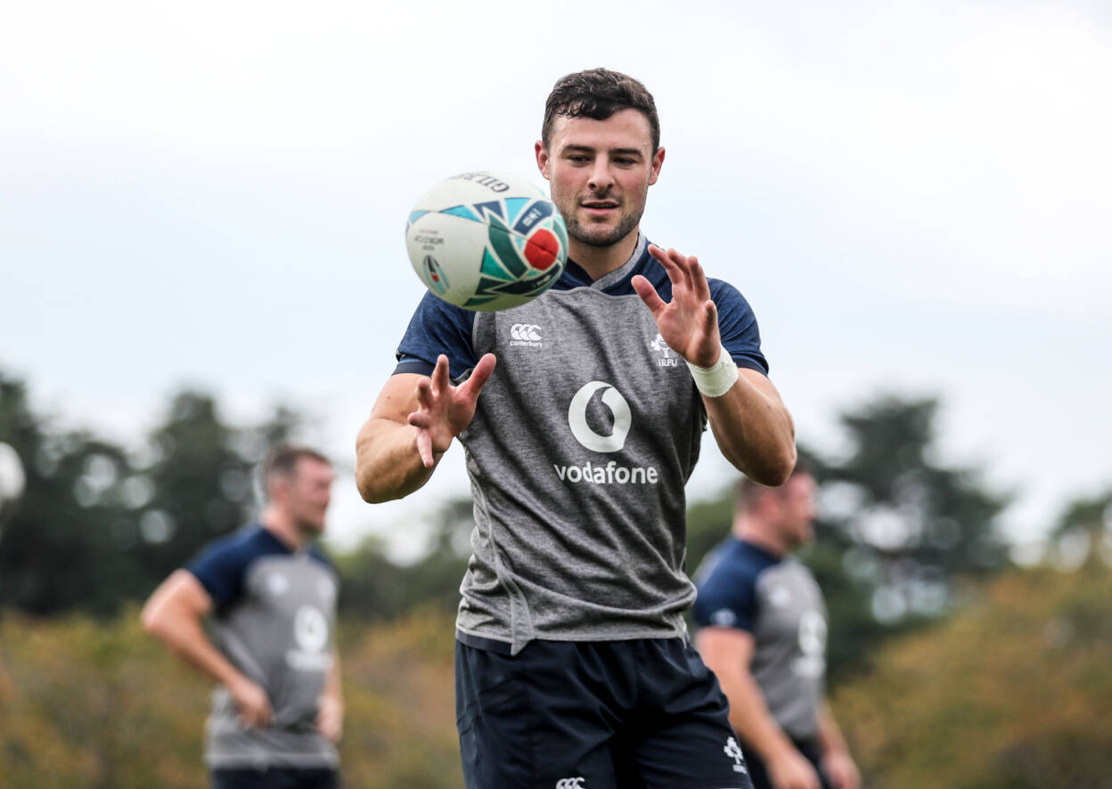 Ireland Rugby Squad Training, Shirouzuoike Park, Fukuoka, Japan 7/10/2019 Robbie Henshaw Mandatory Credit ©INPHO/Dan Sheridan Ireland Rugby Squad Training, Shirouzuoike Park, Fukuoka, Japan 7/10/2019 Robbie Henshaw Mandatory Credit ©INPHO/Dan Sheridan