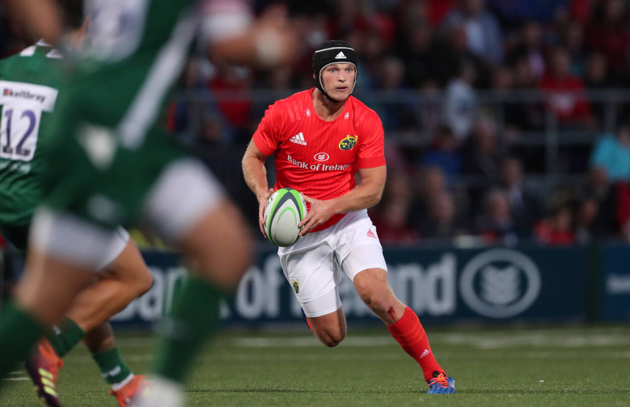 Tyler Bleyendaal in action for Munster Mandatory Credit ©INPHO/Billy Stickland Tyler Bleyendaal in action for Munster Mandatory Credit ©INPHO/Billy Stickland