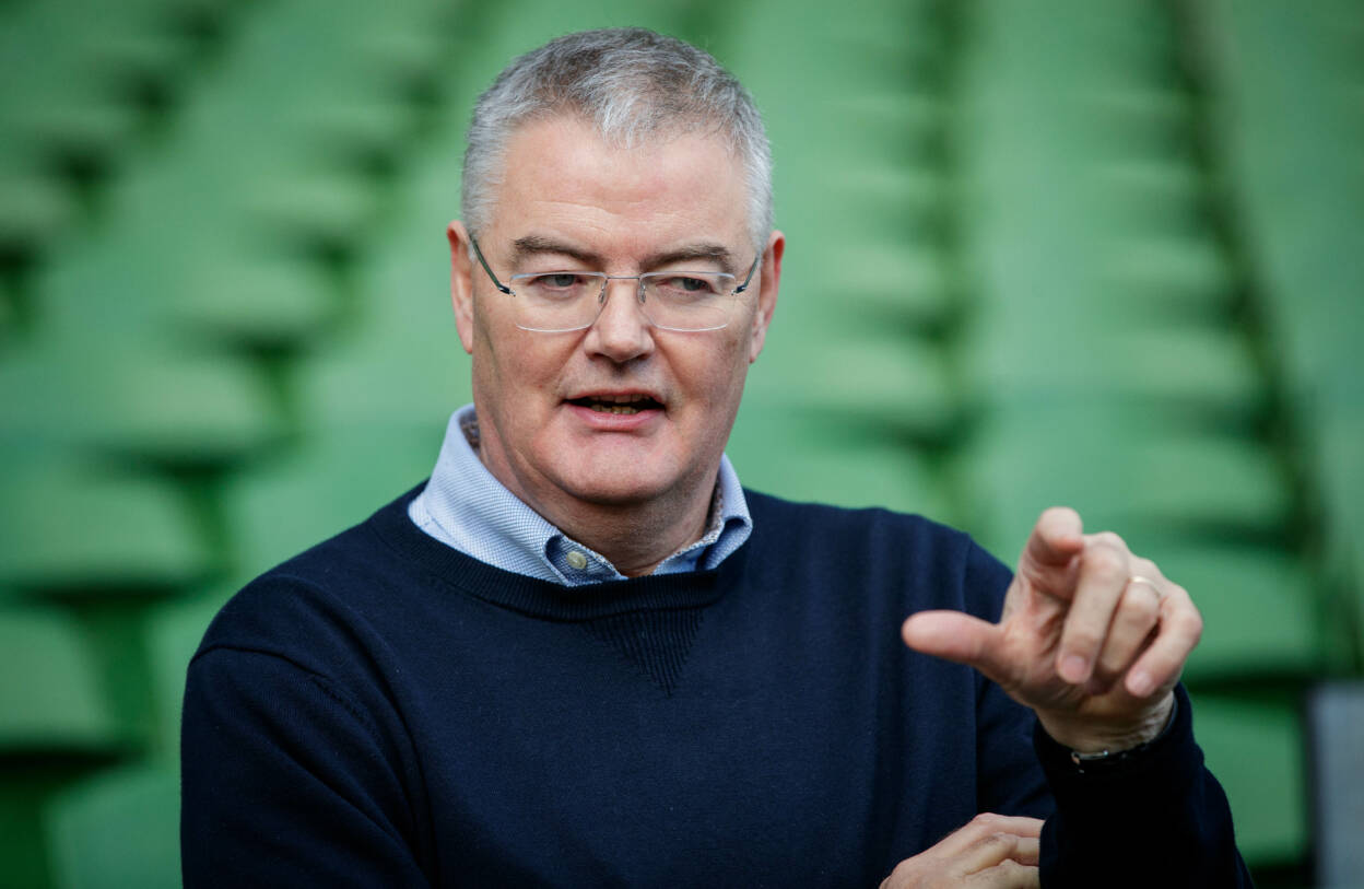 Dr. Rod McLoughlin 26/10/2018 Dr. Rod McLoughlin 26/10/2018