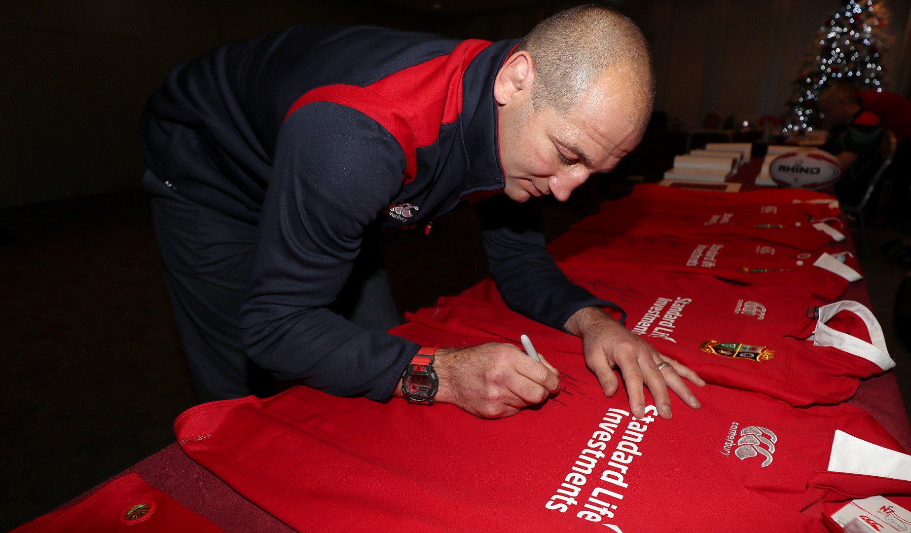Win a jersey signed by the Lions Coaching Team Win a jersey signed by the Lions Coaching Team