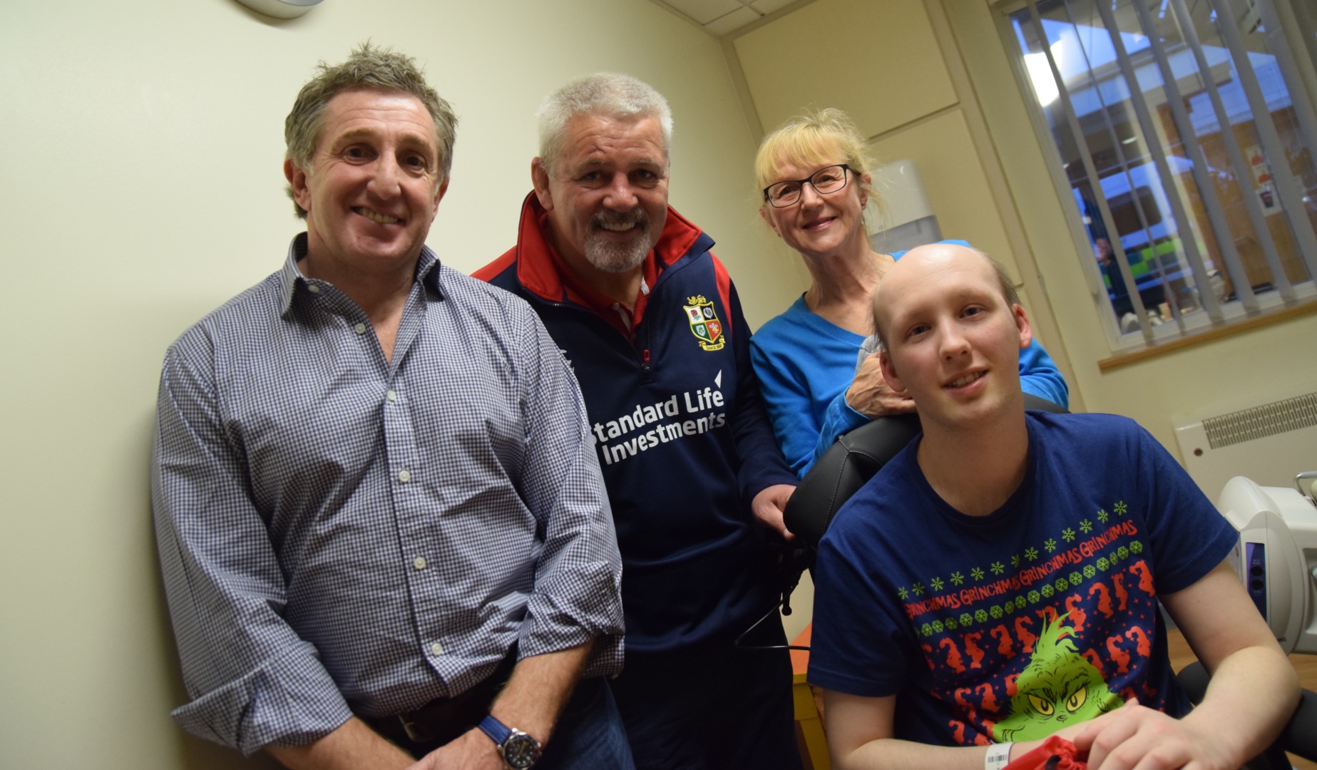 Warren Gatland humbled by visit to Velindre Cancer Centre Warren Gatland humbled by visit to Velindre Cancer Centre