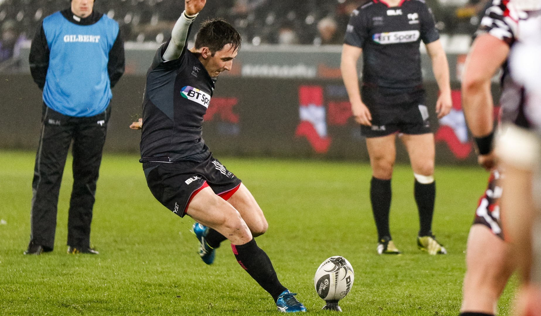 Muldoon, Davies and Aki among main winners at PRO12 Awards Muldoon, Davies and Aki among main winners at PRO12 Awards