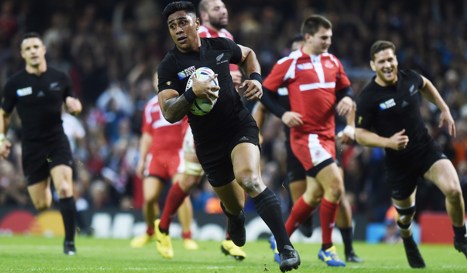 Hansen tips Crotty and Fekitoa for All Blacks midfield Hansen tips Crotty and Fekitoa for All Blacks midfield