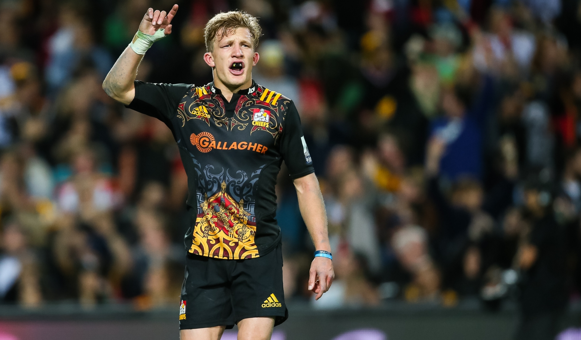 Chiefs and Hurricanes dazzle in Super Rugby quarter-finals Chiefs and Hurricanes dazzle in Super Rugby quarter-finals