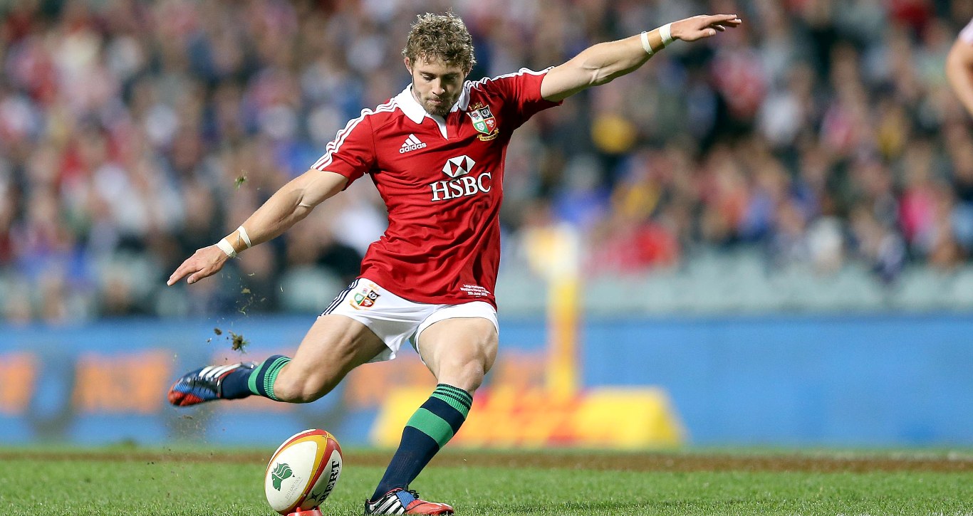 Halfpenny relishing club battle with Toulon Halfpenny relishing club battle with Toulon