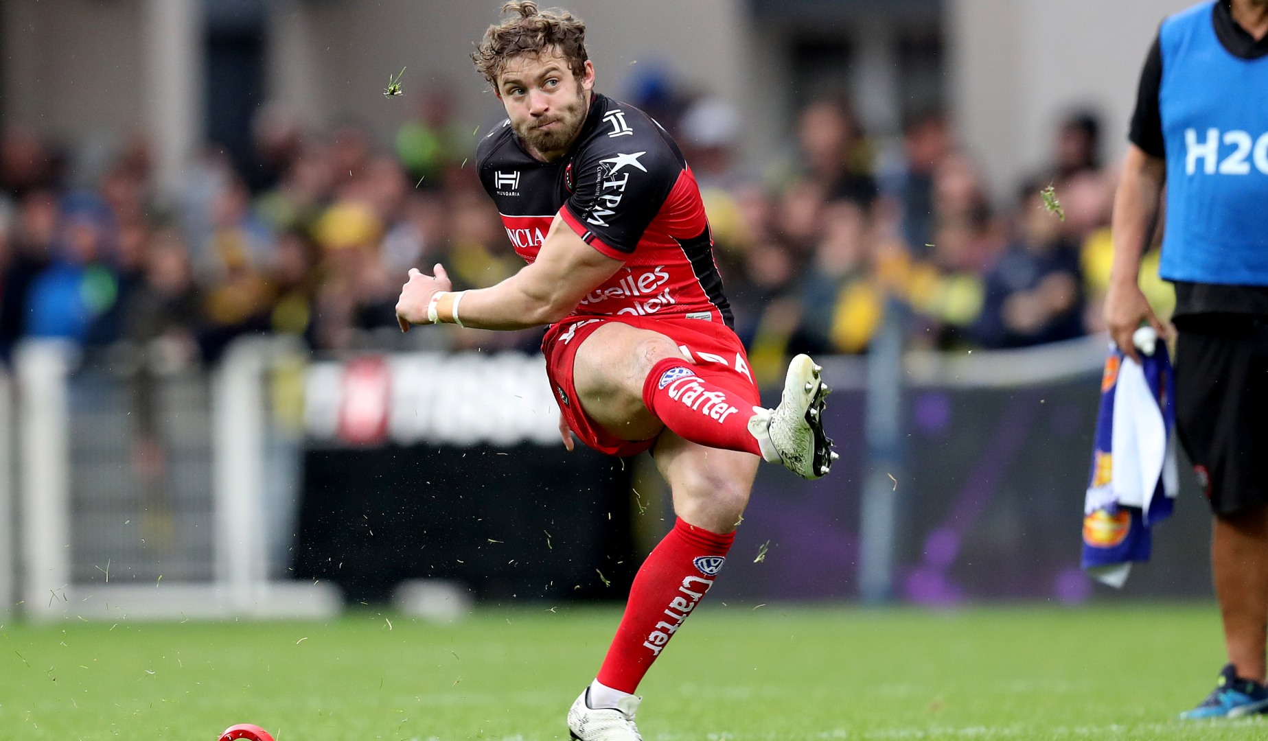 Halfpenny scores 21 points as Toulon progress to Top 14 semi final Halfpenny scores 21 points as Toulon progress to Top 14 semi final