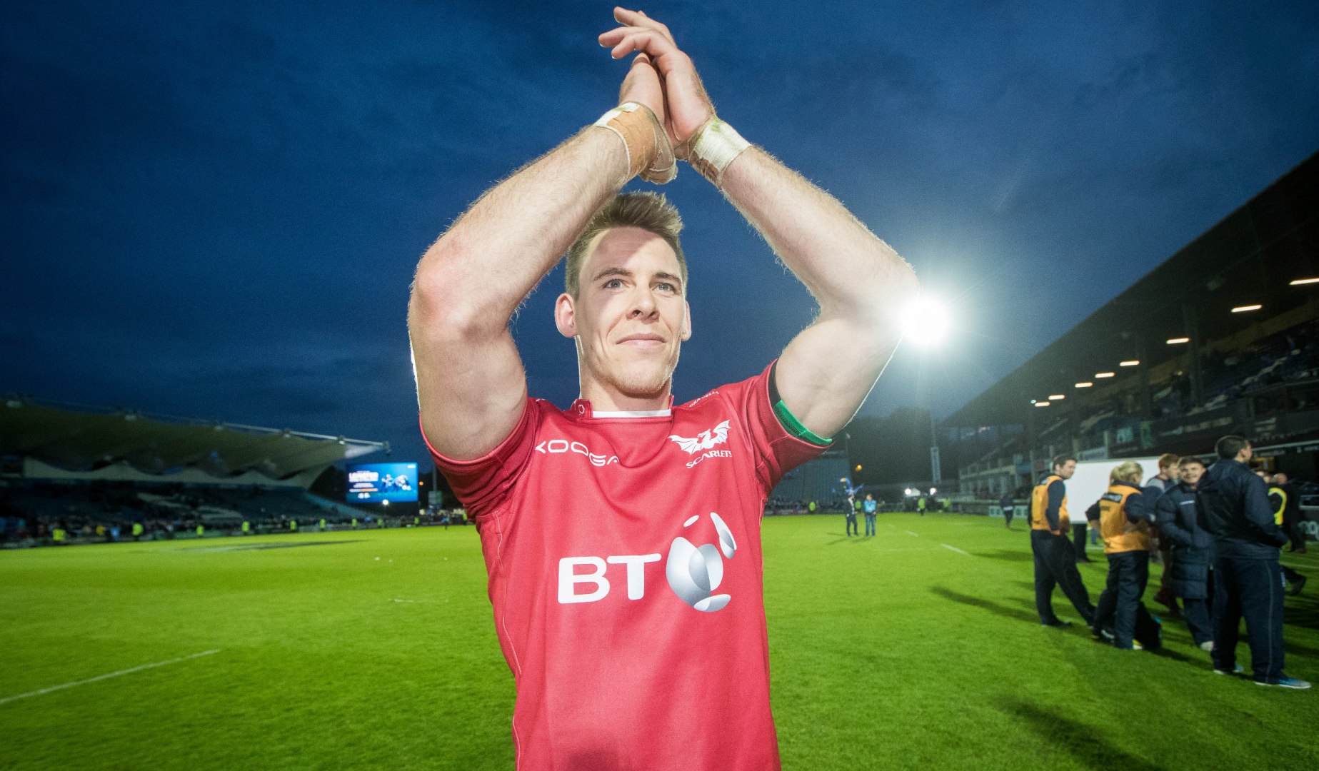 Williams stars as Scarlets book place in PRO12 final Williams stars as Scarlets book place in PRO12 final