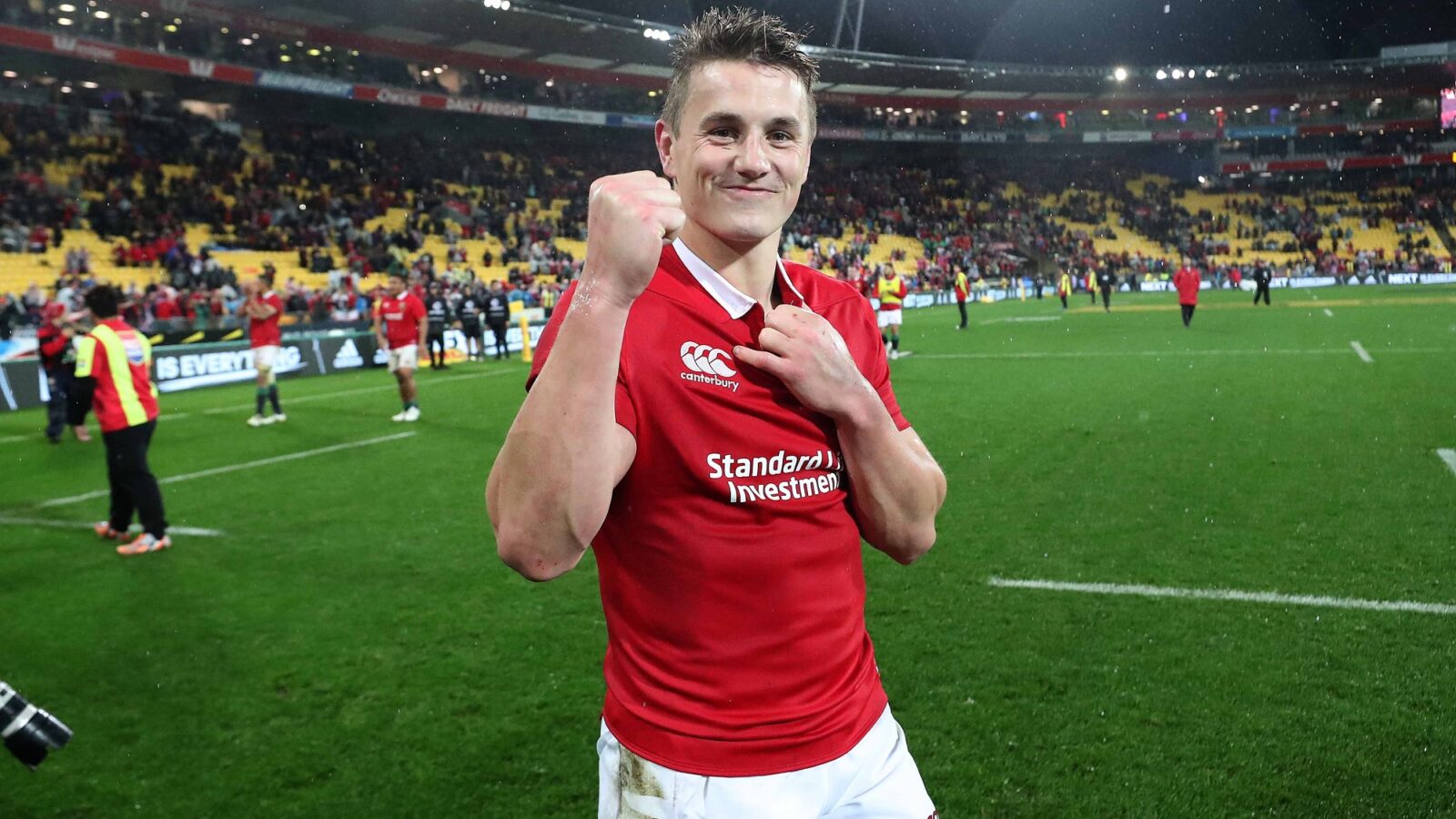 Davies announced as BBC Wales ‘Sports Personality of the Year’ Davies announced as BBC Wales ‘Sports Personality of the Year’