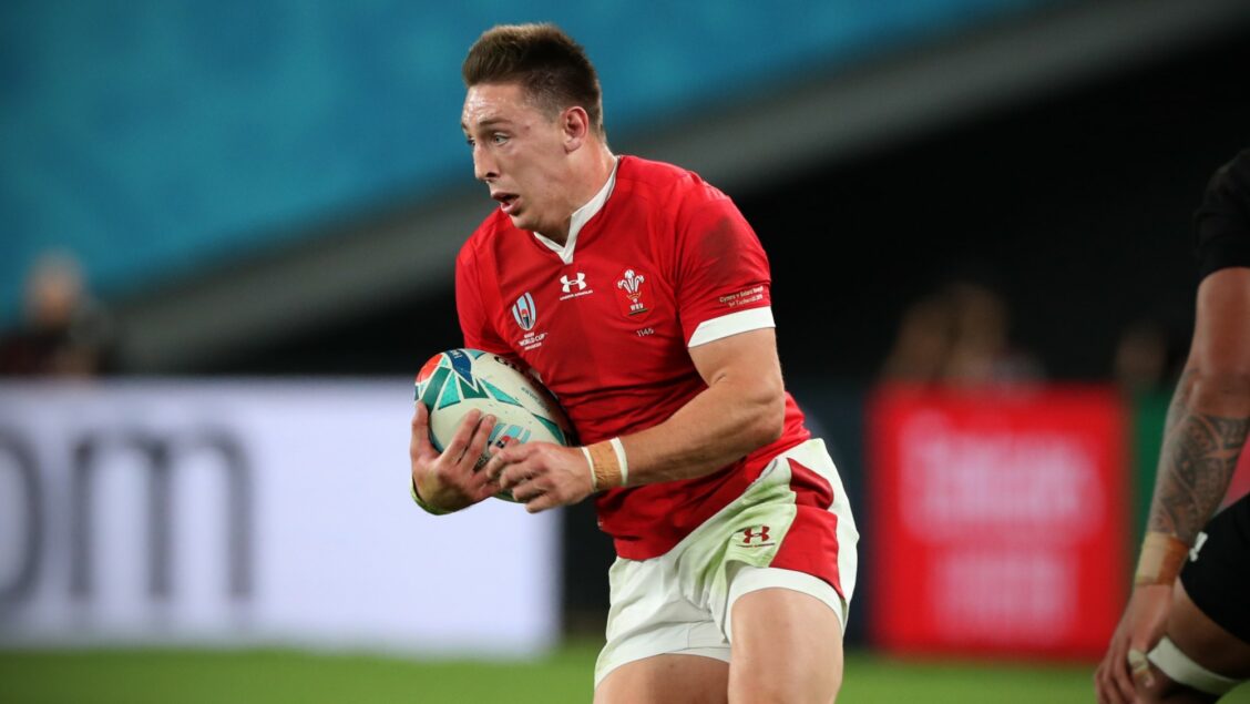 Wales hold off Gatland’s Barbarians in Cardiff thriller Wales hold off Gatland’s Barbarians in Cardiff thriller