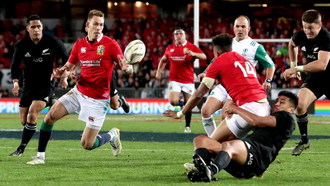 Watson v Williams: From teammates to rivals at Twickenham Watson v Williams: From teammates to rivals at Twickenham