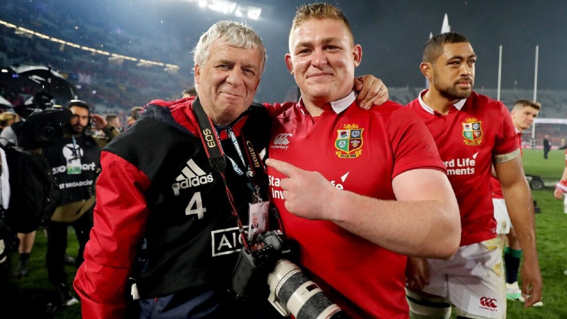 Feature: Being Gareth Edwards (and the rest of the team…) Feature: Being Gareth Edwards (and the rest of the team…)