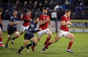 Gavin Coombes makes a break.