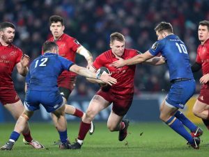 Rory Scannell under pressure from Robbie Henshaw and Ross Byrne Mandatory Credit ©INPHO/Billy Stickland