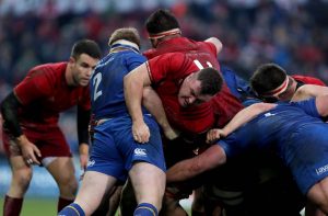 Dave Kilcoyne in the thick of it Mandatory Credit ©INPHO/Dan Sheridan