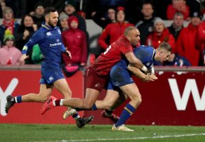 Jordan Larmour scores a try despite the efforts of Simon Zebo Mandatory Credit ©INPHO/Dan Sheridan