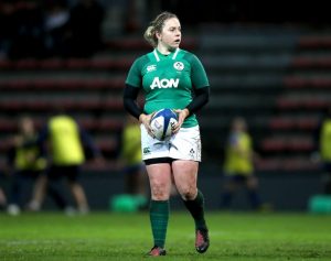 Munster's Niamh Briggs retains her position at out-half for Italy