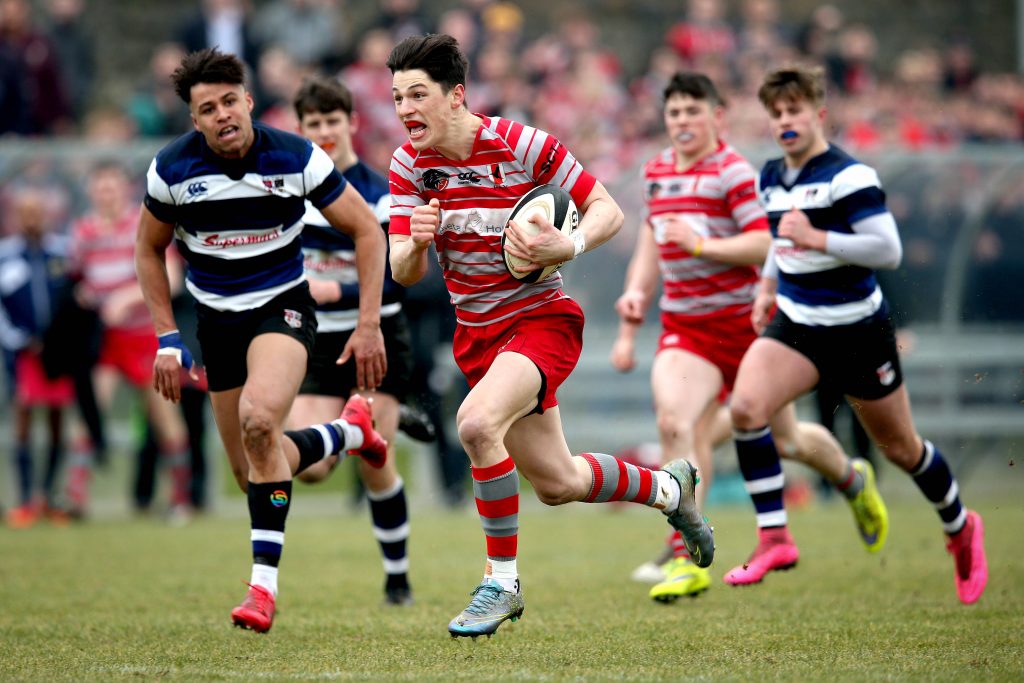 Andrew Hogan scores an intercept try for Glenstal