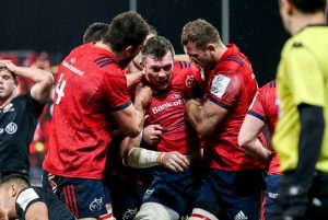 Peter O’Mahony celebrates with team-mates.