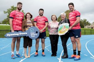 Darren O’Shea, Billy Holland and Kevin O’Byrne with Nell Ward, Mags Naughton and Eilín Ní Mhurchú.