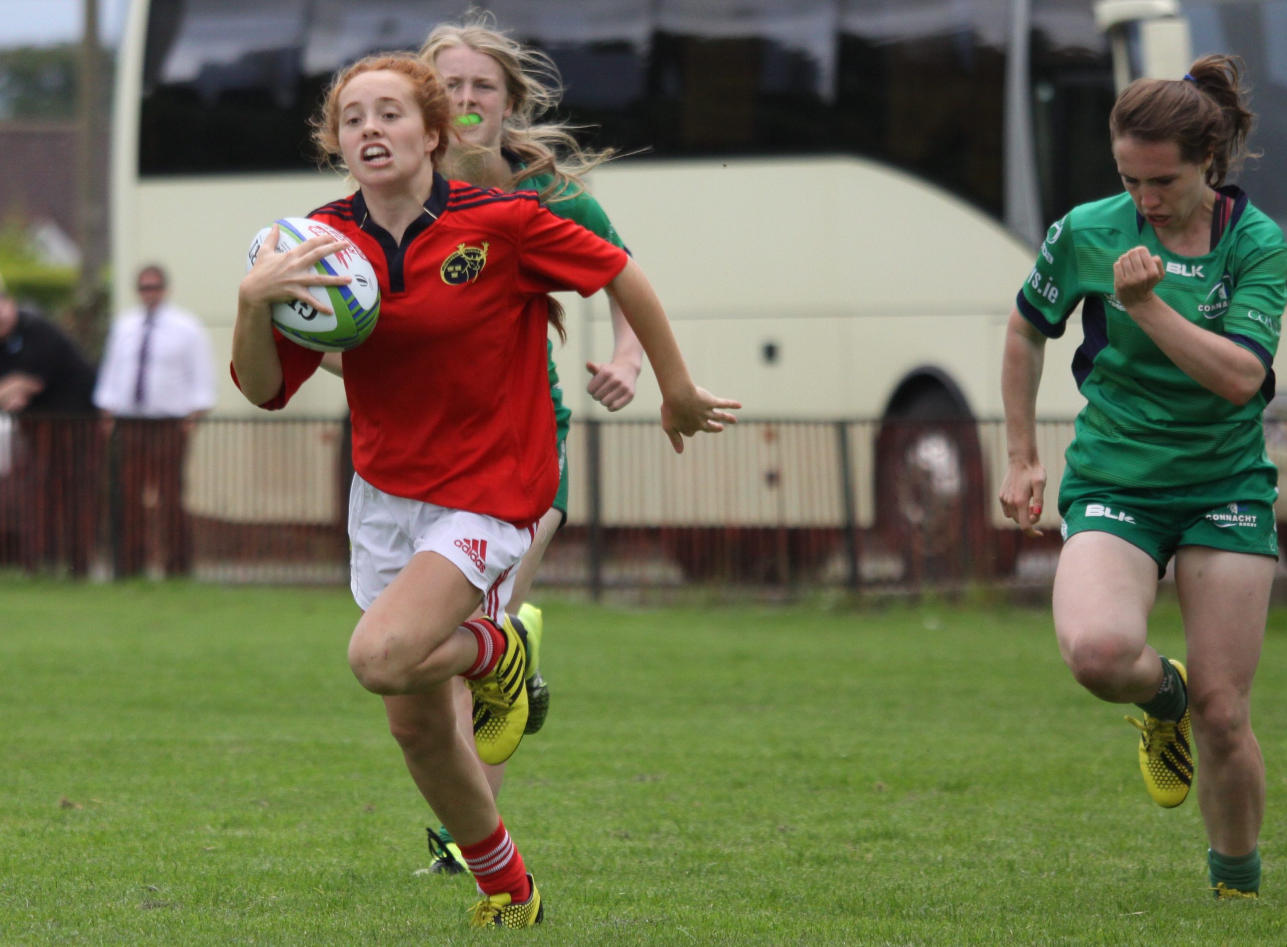Munster Rugby Munster U18 Girls KickOff Inaugural Interpros