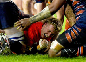Craig Casey scores Munster's second try.