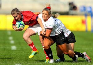 Nicole Cronin starts at out-half for Ireland.