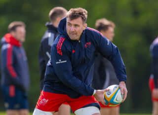 Niall Scannell starts at hooker.