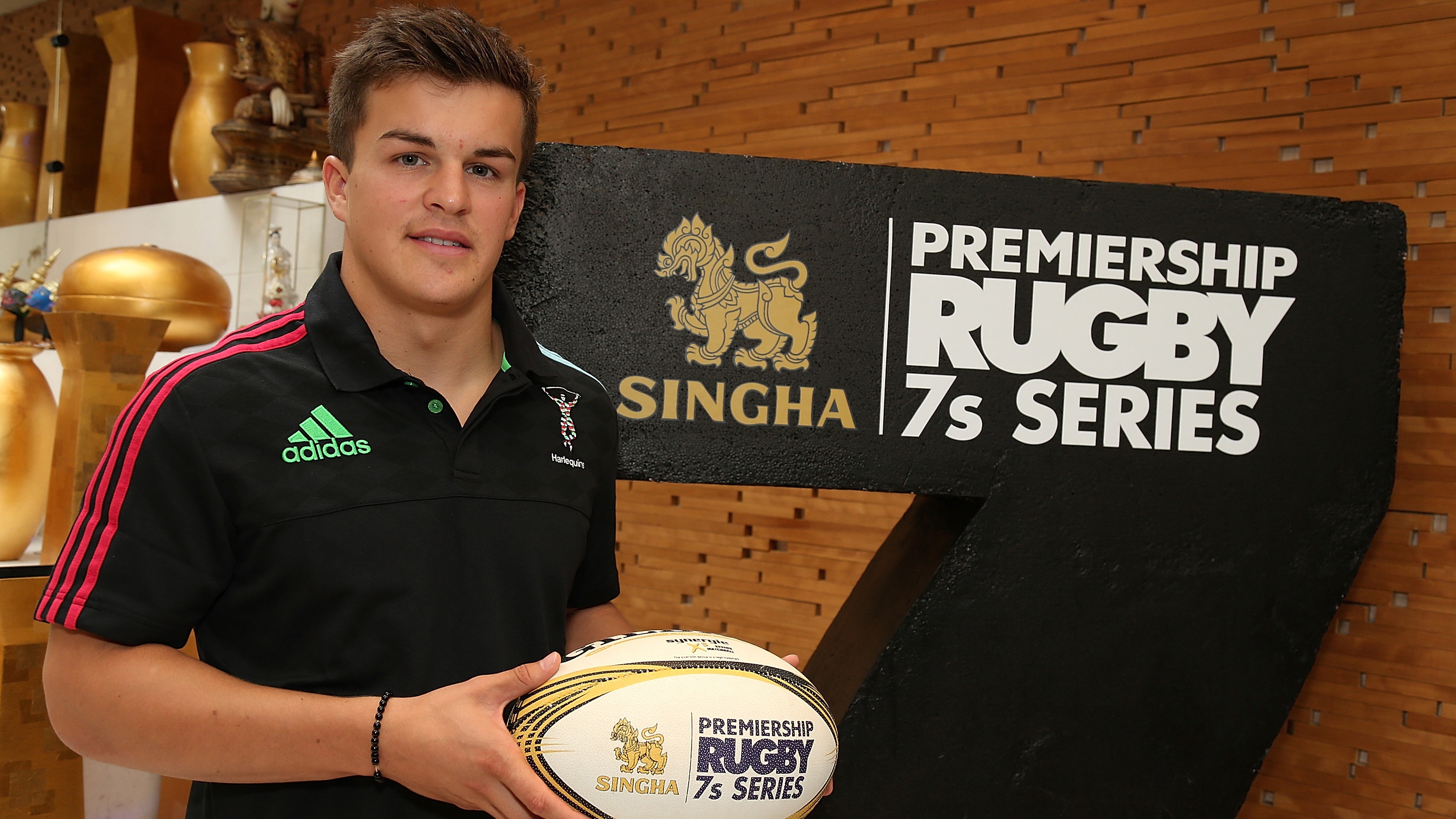 Premiership Rugby Flyhalf Luke White joins Harlequins Academy