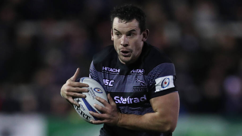 Falcons’ Hardie signs contract extension