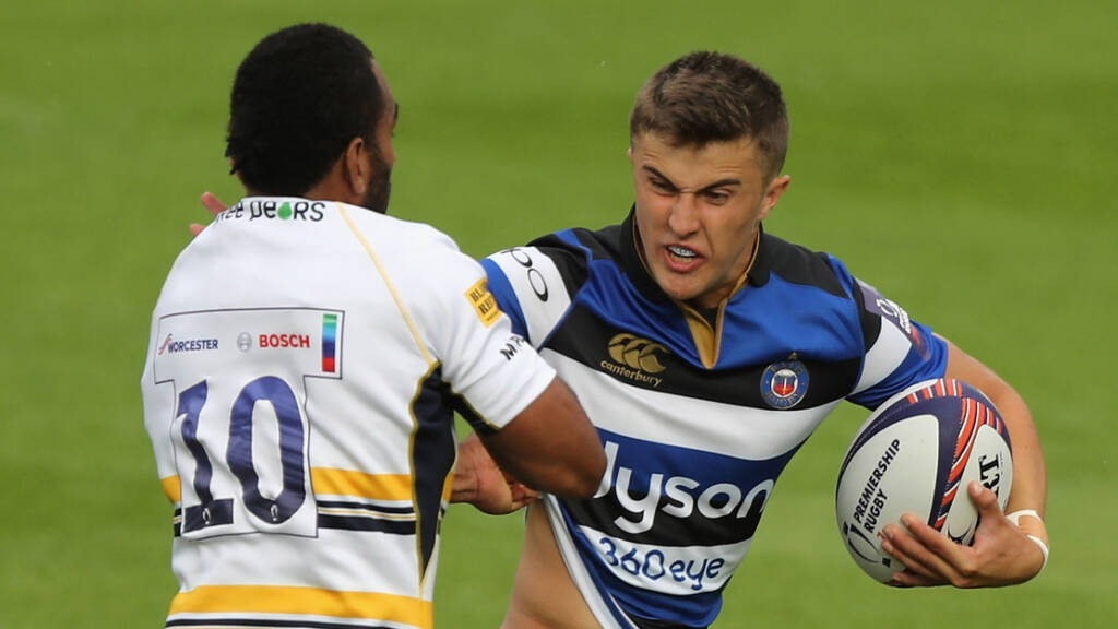 Tom de Glanville signs senior contract with Bath Rugby