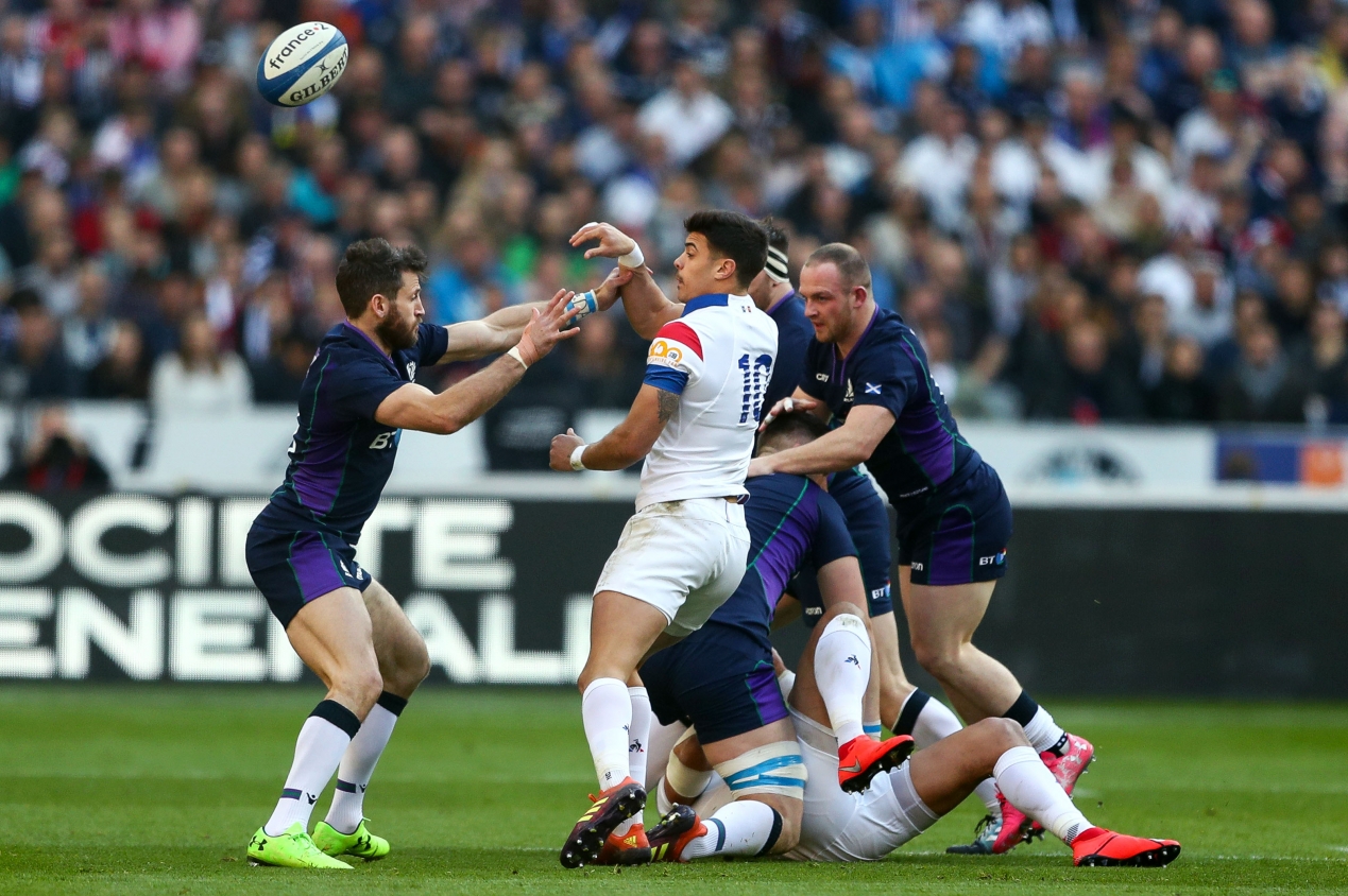 Ireland claim bonus-point win to keep title hopes alive Ireland claim bonus-point win to keep title hopes alive