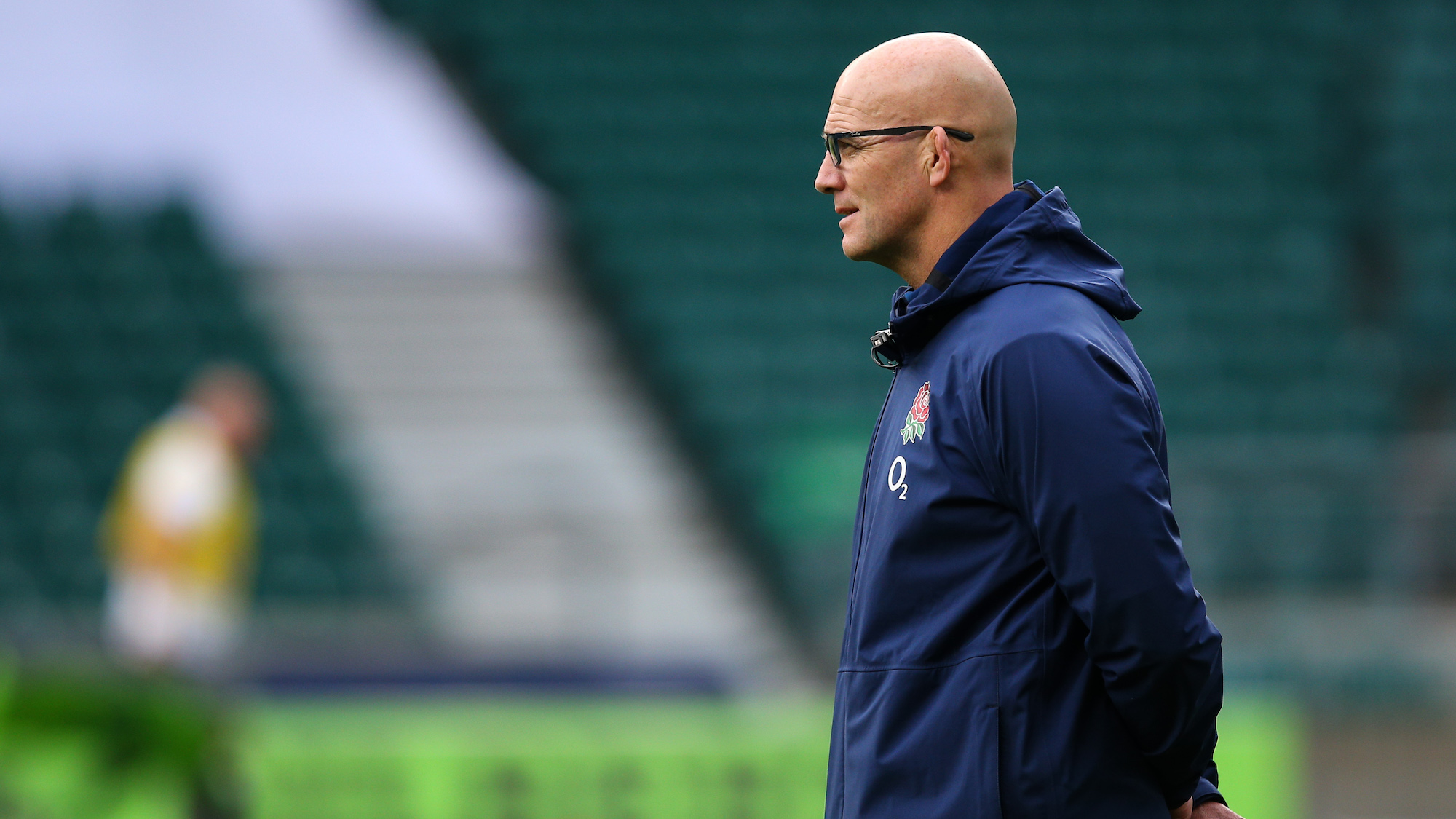 Six Nations Rugby Defensive coach Mitchell signs England contract