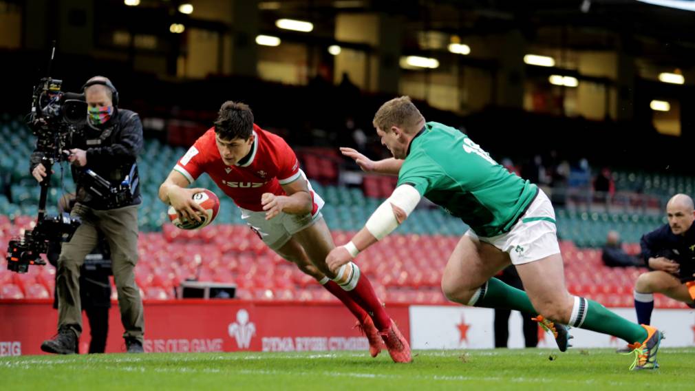Six Nations Rugby | Why Rees-Zammit checked the big screen after his sensational try