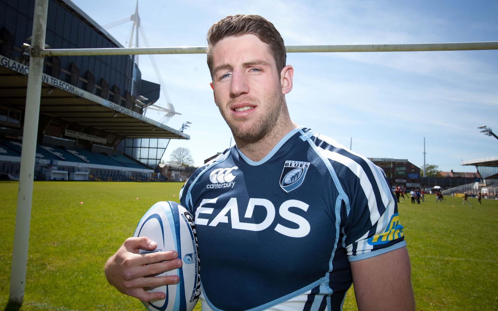 Welsh Rugby Union Wales & Regions Cuthbert commits to Blues