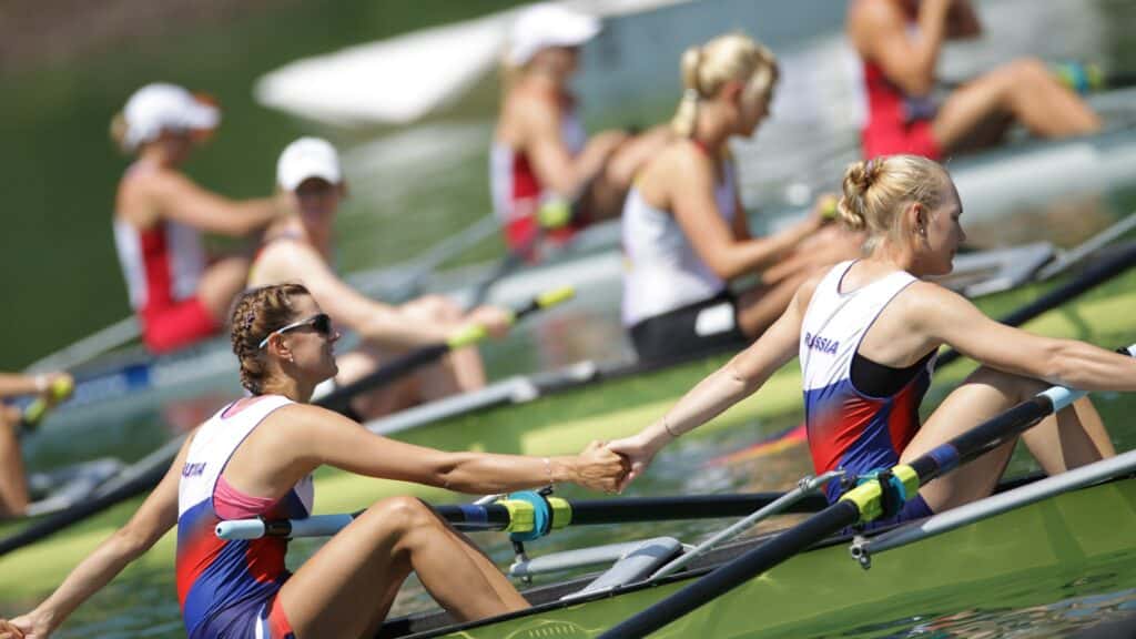 Lessons in teamwork from rowing World Rowing