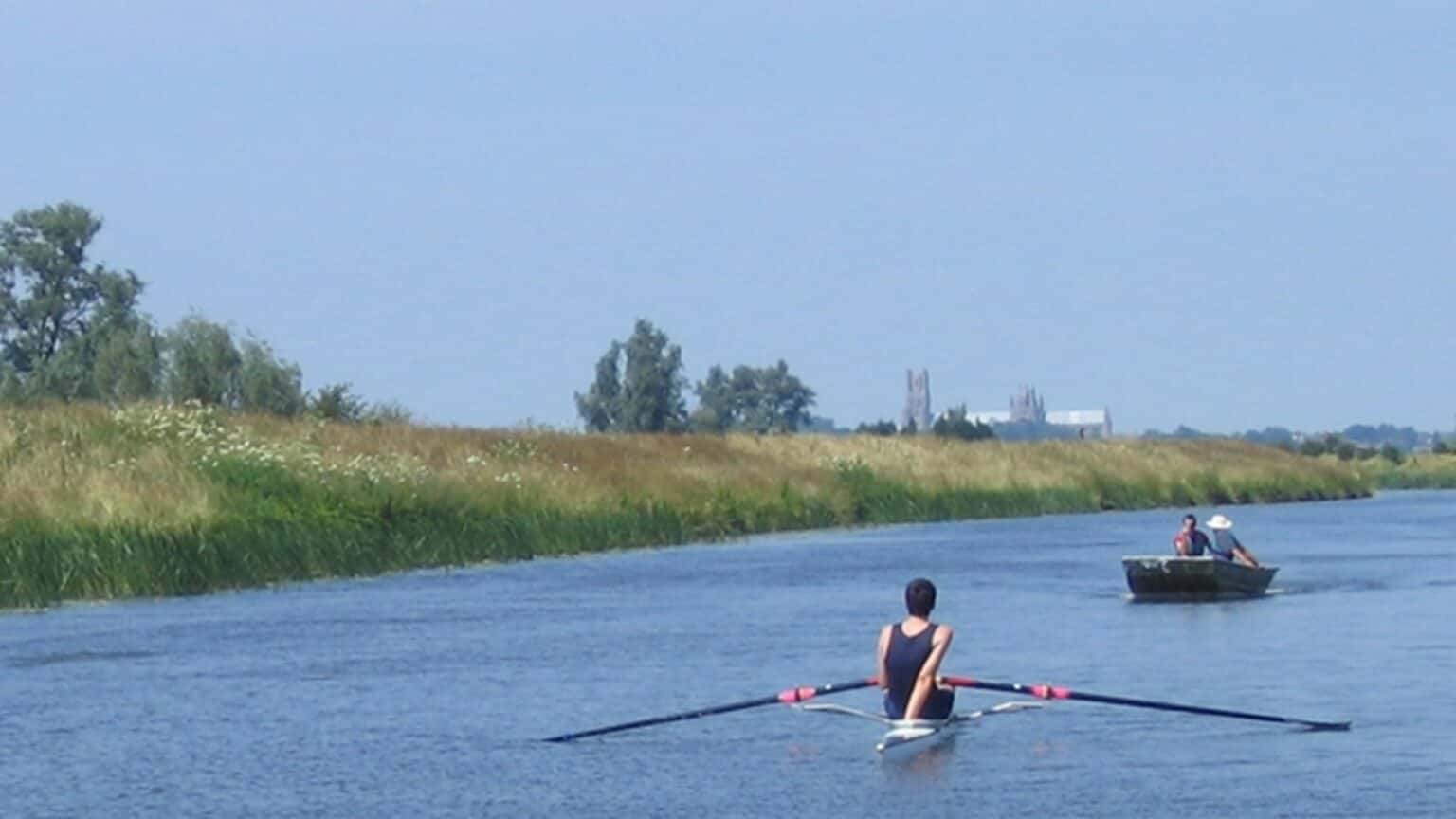 Rowing apps for the iPhone watch; accuracy and uses World Rowing